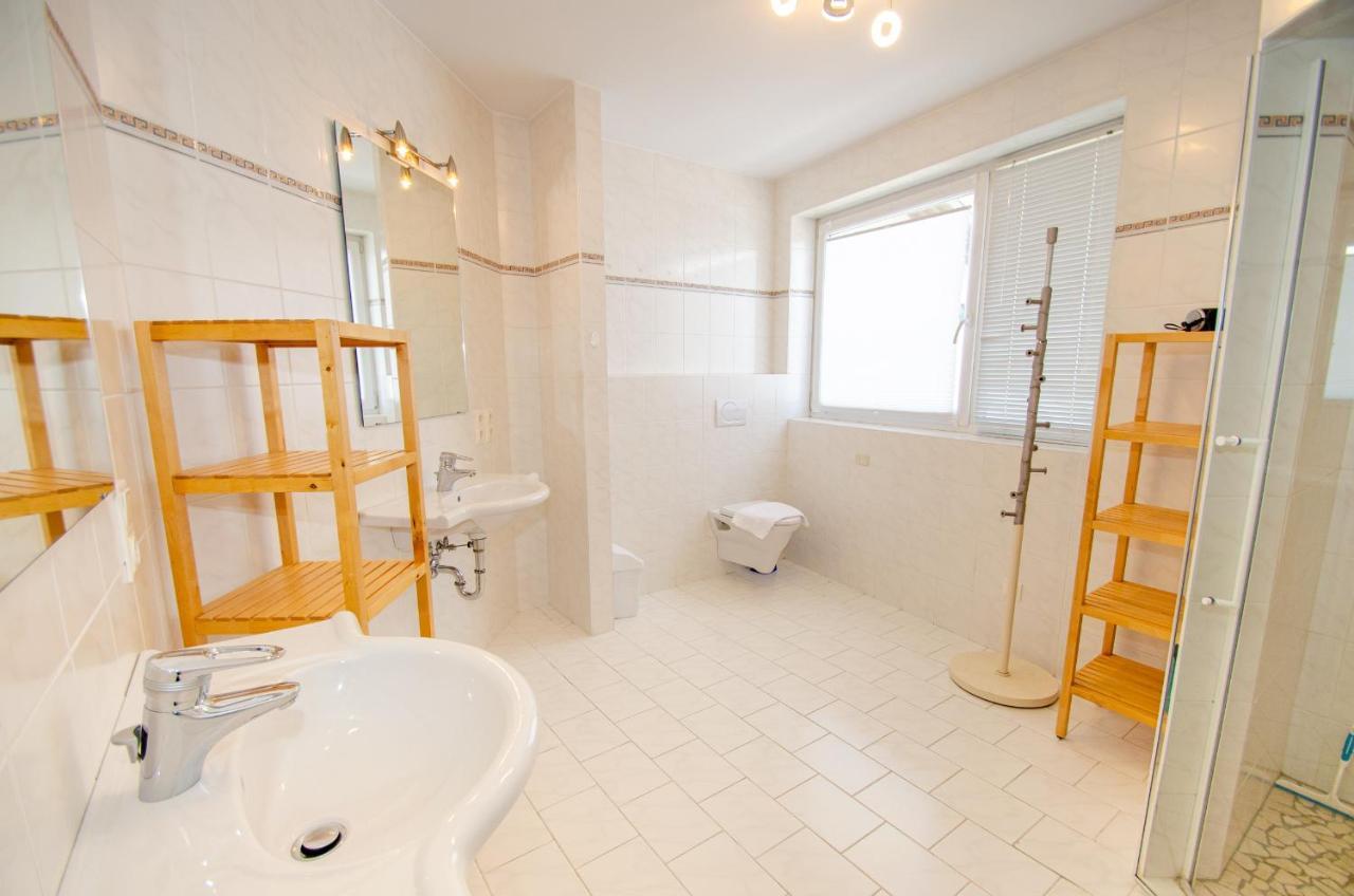 Penthouse In The Heart Of Цел ам Зее Екстериор снимка